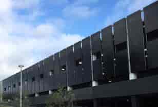 GSX BiFi Glass-Glass Solar facade covers the exterior wall of the 3M office building.